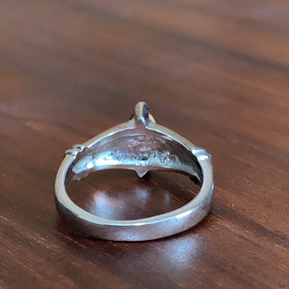 Silver tone blue stone ring size 4.5 - Picture 3 of 6